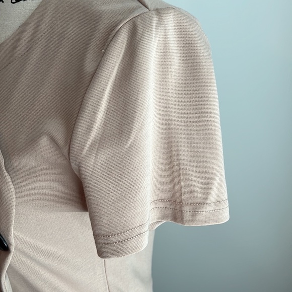 Short Sleeve Button Decor Pocket Flap Zipper Back Bodycon MIDI Pencil Dress - Picture 4 of 6